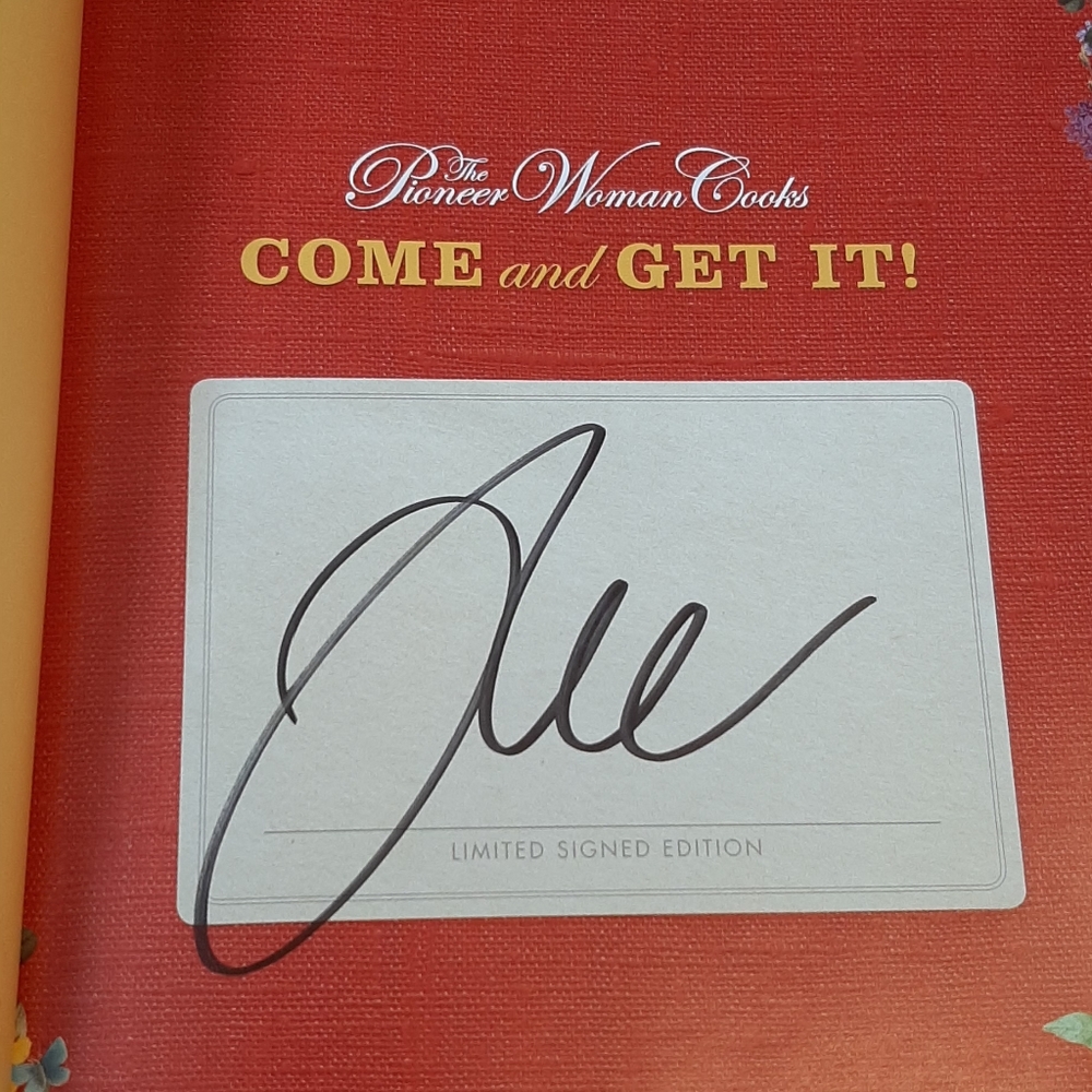 The Pioneer Woman AUTOGRAPHED Cookbook